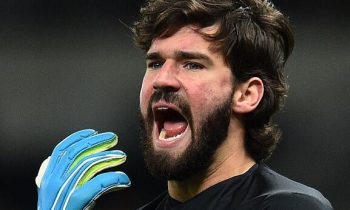 Alisson Becker se perdió el partido con el Atlético Madrid