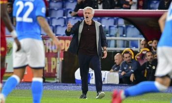 Mourinho se marcha con dos amarillas y una roja